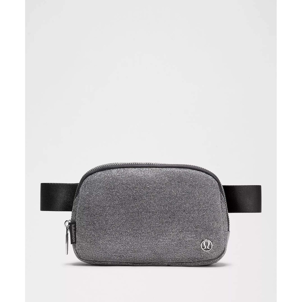 NWT Lululemon Everywhere Belt Bag 1L Glitter Silver‎